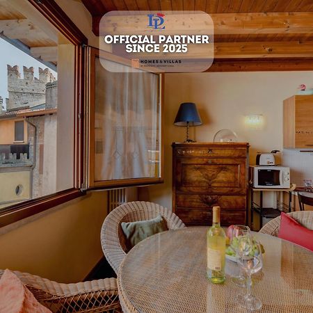Desenzanoloft Official Partner Marriott Homes & Villas -Penthouse Never Say Never Sirmione Castle View Dış mekan fotoğraf