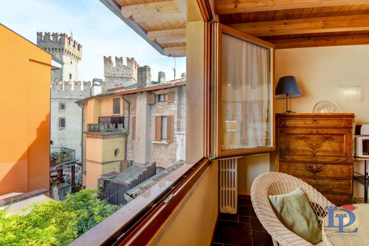 Desenzanoloft Official Partner Marriott Homes & Villas -Penthouse Never Say Never Sirmione Castle View Dış mekan fotoğraf